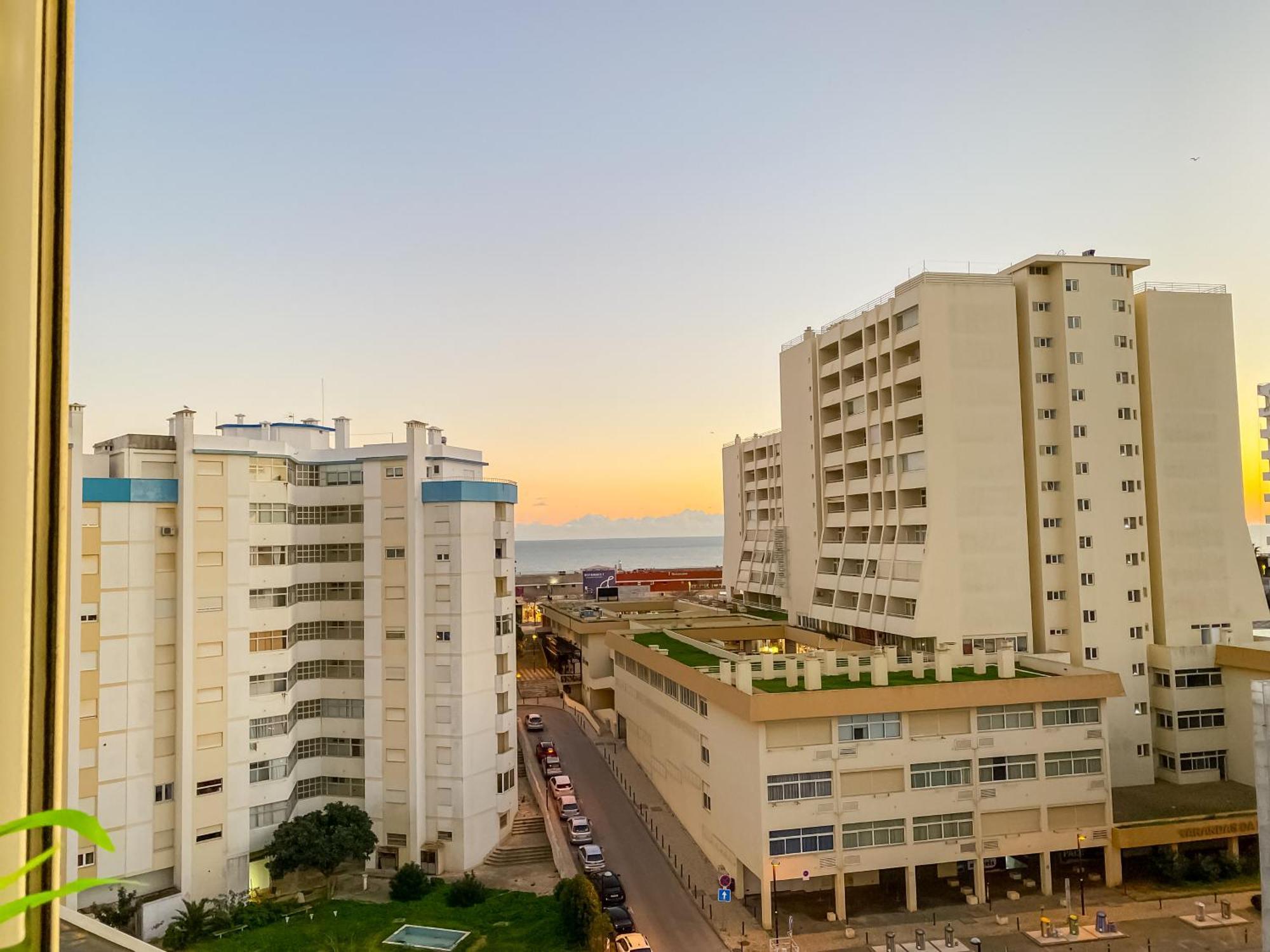 Luxury 2 Min Beach With Balcony, Ocean View, Wifi, Ac, Smarttv Портиман Экстерьер фото
