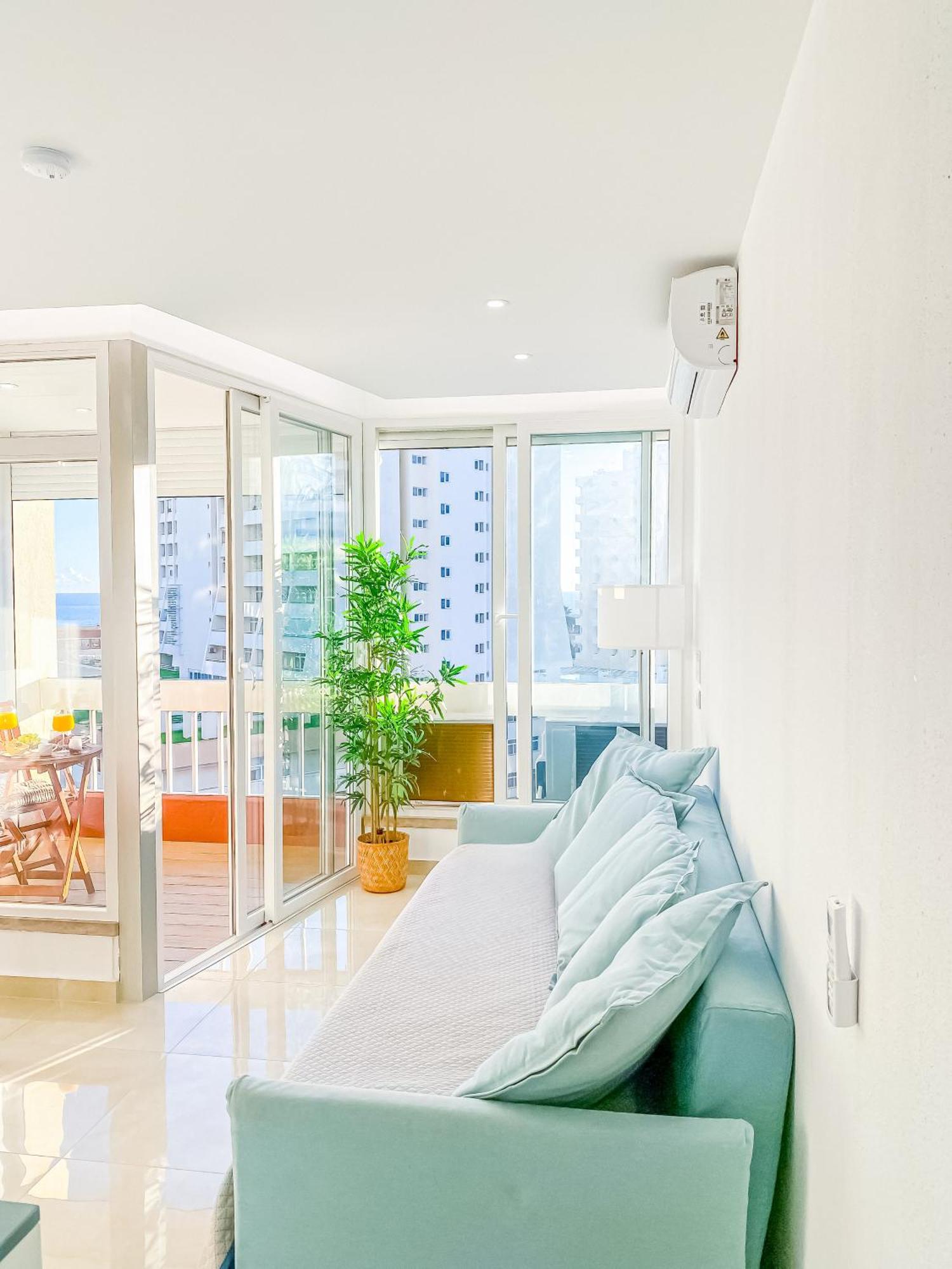 Luxury 2 Min Beach With Balcony, Ocean View, Wifi, Ac, Smarttv Портиман Экстерьер фото